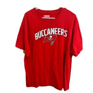 NFL Team Apparel | Tampa Bay Buccaneers Tom Brady Style T-Shirt Men’s Size XL